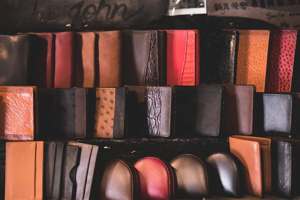 Leather Wallet Trends 2026 - Mens & Womens Leather Wallets - Batman Leather Wallet